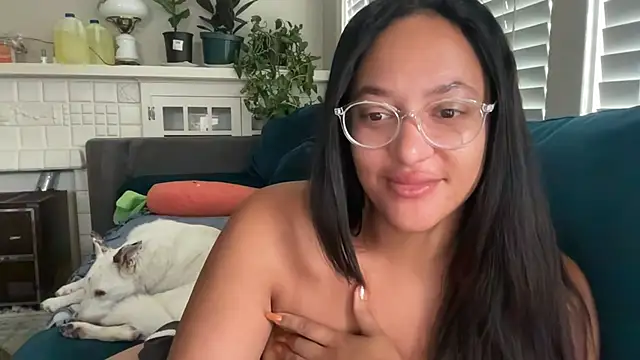 dreamyriri online show from July 11, 2026, 2:53 pm
