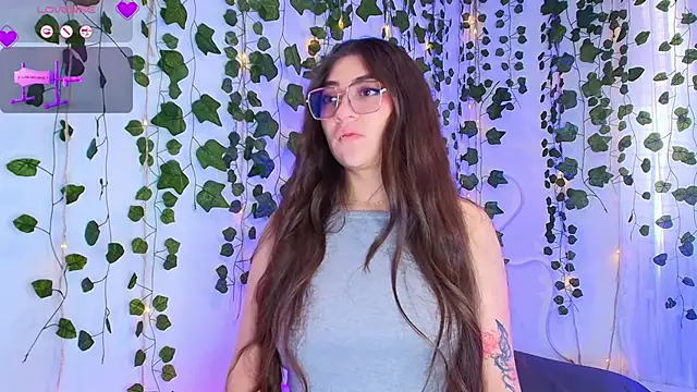 Snapshot of Samii_Evans chatting on January 31, 2026, 9:13 pm Samii Evans online show from January 31, 2026, 9:13 pm