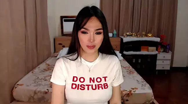 Snapshot of LoveMarieFoxxx chatting on February 2, 2025, 7:14 pm LoveMarieFoxxx online show from February 2, 2025, 7:14 pm