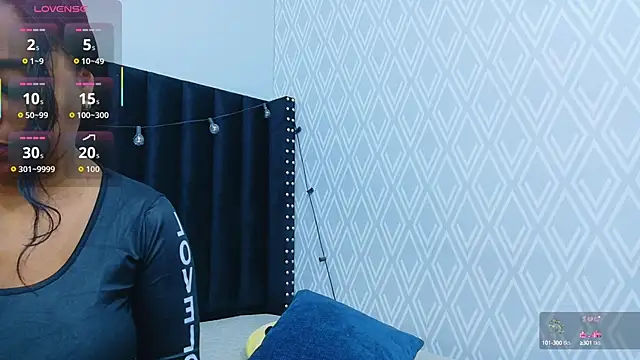 colombiamommy online show from October 18, 2025, 2:40 pm