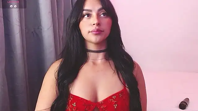 Snapshot of Melaniie01 chatting on January 9, 2026, 11:39 pm Melaniie01 online show from January 9, 2026, 11:39 pm