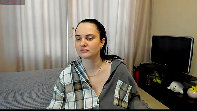 AlanaBrox online show from May 23, 2026, 4:11 pm