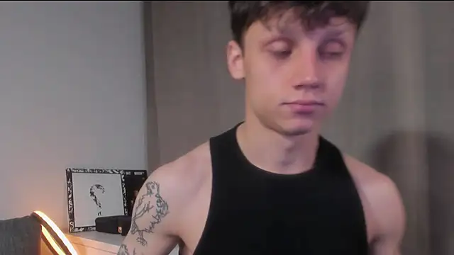 Snapshot of Nicky_neal chatting on December 7, 2024, 12:52 am Nicky neal online show from December 7, 2024, 12:52 am