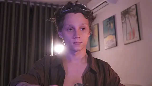 Snapshot of Nicky_neal chatting on March 27, 2026, 10:20 pm Nicky neal online show from March 27, 2026, 10:20 pm