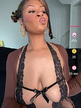 Snapshot of shawneebaby chatting on June 3, 2026, 7:30 pm shawneebaby online show from June 3, 2026, 7:30 pm