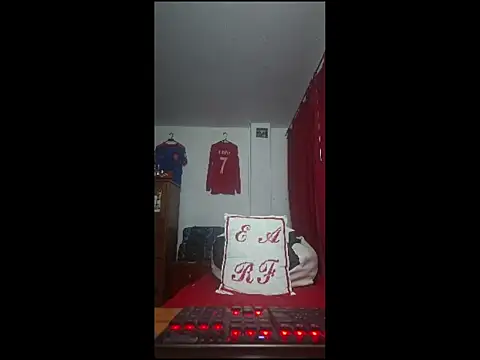 ALBEIROFOOTBALL1992 online show from May 17, 2026, 5:05 am
