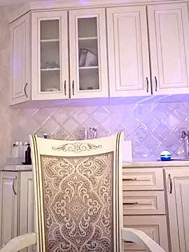 Snapshot of mom4you chatting on March 9, 2025, 12:09 pm mom4you online show from March 9, 2025, 12:09 pm