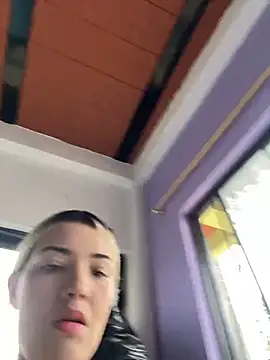 Snapshot of Sarita-candy chatting on February 21, 2025, 1:22 pm Sarita-candy online show from February 21, 2025, 1:22 pm