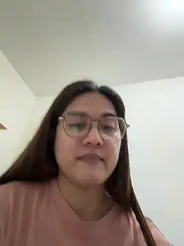 MarieLoveGlamorous online show from May 28, 2026, 2:25 pm