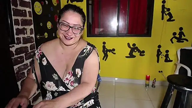 samrocker sex online show from November 1, 2025, 3:47 pm