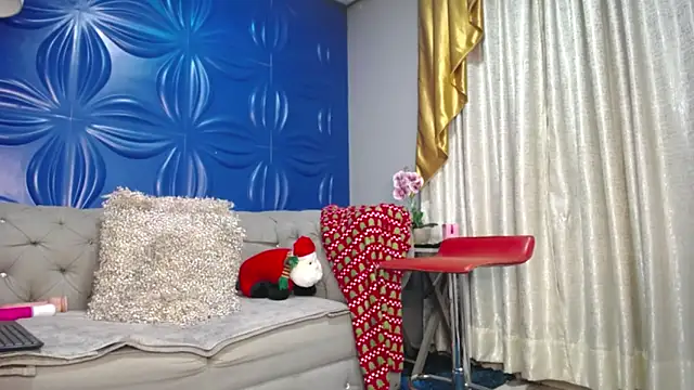 JolieDuvalle online show from December 16, 2025, 12:43 pm