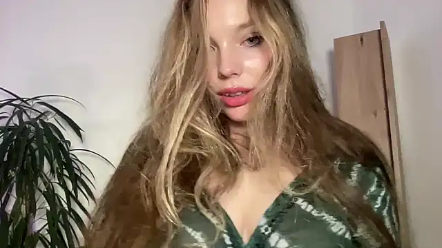 Sara Browney online show from November 2, 2025, 8:55 pm