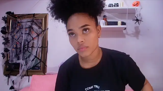 naia blessed online show from October 30, 2025, 9:15 pm