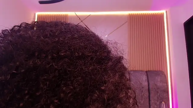 naia blessed online show from April 15, 2026, 7:21 pm