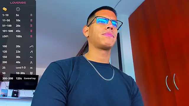 Snapshot of _John_Boy_ chatting on November 2, 2025, 7:27 pm John Boy online show from November 2, 2025, 7:27 pm