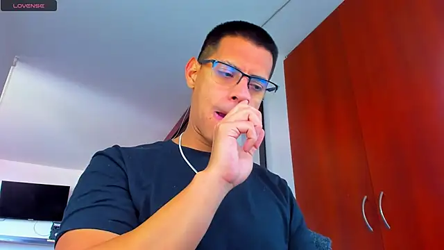 Snapshot of _John_Boy_ chatting on November 8, 2025, 7:23 pm John Boy online show from November 8, 2025, 7:23 pm