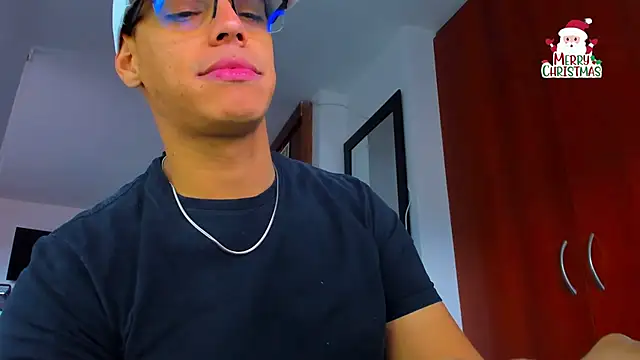 Snapshot of _John_Boy_ chatting on December 14, 2025, 5:18 pm John Boy online show from December 14, 2025, 5:18 pm