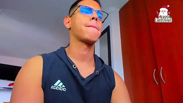 Snapshot of _John_Boy_ chatting on December 19, 2025, 8:05 pm John Boy online show from December 19, 2025, 8:05 pm