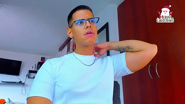 Snapshot of _John_Boy_ chatting on December 20, 2025, 5:09 pm John Boy online show from December 20, 2025, 5:09 pm