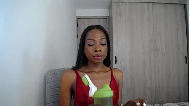 Snapshot of DAPHNE_doll chatting on March 5, 2026, 5:20 pm DAPHNE doll online show from March 5, 2026, 5:20 pm