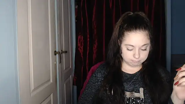 Snapshot of ryhhnnagold99 chatting on December 19, 2025, 6:59 pm ryhhnnagold99 online show from December 19, 2025, 6:59 pm