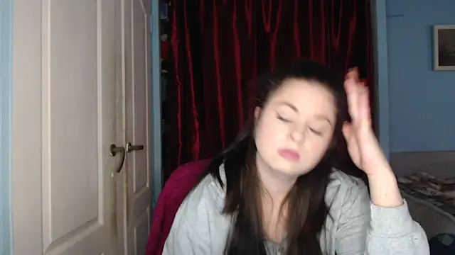 Snapshot of ryhhnnagold99 chatting on December 22, 2025, 11:51 am ryhhnnagold99 online show from December 22, 2025, 11:51 am