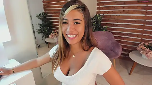  MeganRain online show from February 5, 2025, 5:09 am