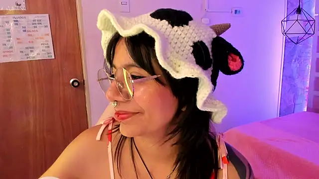 Nami usagi online show from January 7, 2025, 3:12 pm