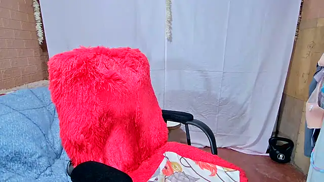 Snapshot of M_e_c_e_l chatting on February 20, 2025, 3:45 am M e c e l online show from February 20, 2025, 3:45 am