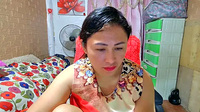 Snapshot of M_e_c_e_l chatting on March 14, 2025, 8:17 pm M e c e l online show from March 14, 2025, 8:17 pm