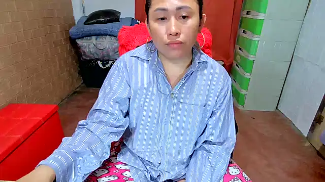 Snapshot of M_e_c_e_l chatting on December 1, 2025, 11:37 am M e c e l online show from December 1, 2025, 11:37 am