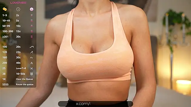 Lorettelorena online show from December 27, 2024, 8:07 pm