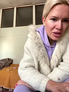 Snapshot of Keylili chatting on January 12, 2026, 10:53 am Keylili online show from January 12, 2026, 10:53 am