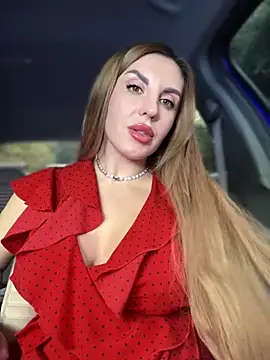 Kalli Fornia online show from October 11, 2025, 8:35 am