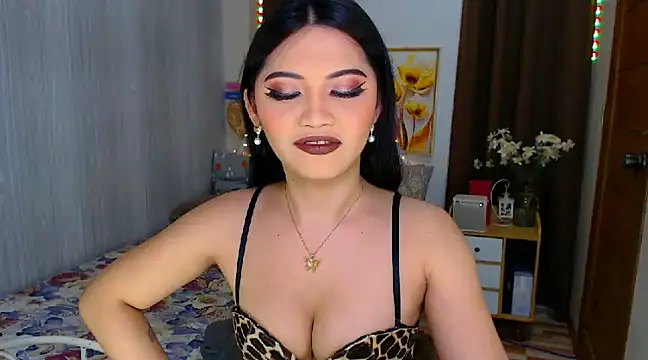 Snapshot of xXCathyJennerXx chatting on February 12, 2025, 12:33 pm xXCathyJennerXx online show from February 12, 2025, 12:33 pm