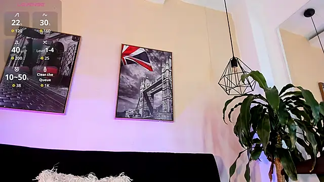 Sweet Alessandre online show from September 16, 2025, 7:04 pm