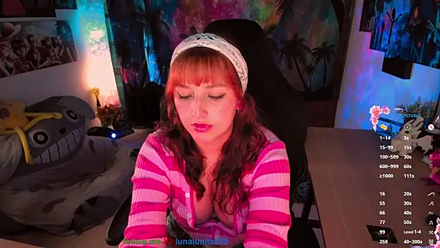 emma luna59 online show from November 7, 2025, 8:31 pm