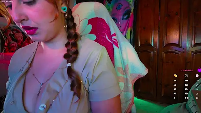 Snapshot of emma_luna59 chatting on May 25, 2026, 9:32 pm emma luna59 online show from May 25, 2026, 9:32 pm