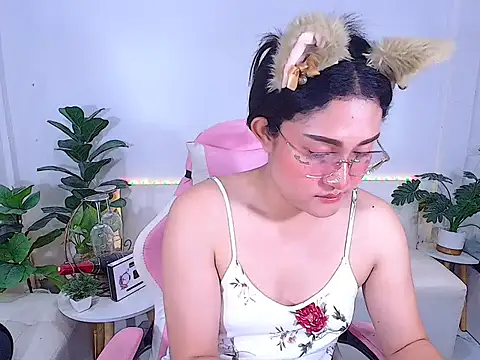Snapshot of plysaithailand chatting on September 22, 2025, 12:18 pm plysaithailand online show from September 22, 2025, 12:18 pm