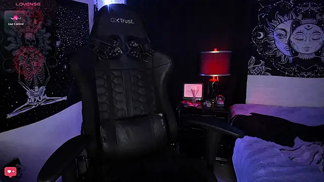 Snapshot of josh__ackerman chatting on March 21, 2025, 11:34 pm josh ackerman online show from March 21, 2025, 11:34 pm