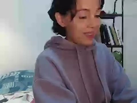 Snapshot of camii_7 chatting on March 1, 2025, 4:47 am camii 7 online show from March 1, 2025, 4:47 am