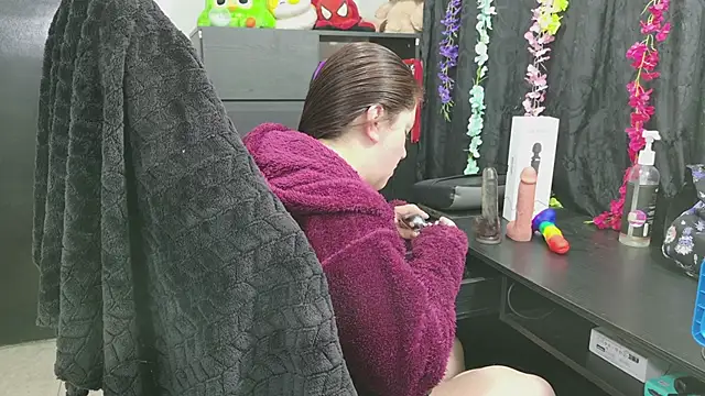 ann bronw online show from April 14, 2026, 11:38 am