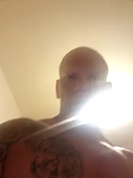 Snapshot of szaoonybyczek chatting on November 9, 2025, 2:21 am szaoonybyczek online show from November 9, 2025, 2:21 am