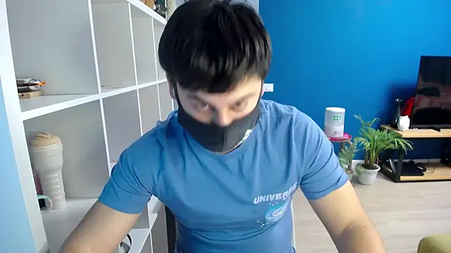 Snapshot of Tomguys chatting on February 6, 2025, 3:31 pm Tomguys online show from February 6, 2025, 3:31 pm