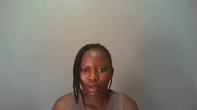 Snapshot of Sweetslender chatting on February 25, 2026, 7:29 am Sweetslender online show from February 25, 2026, 7:29 am