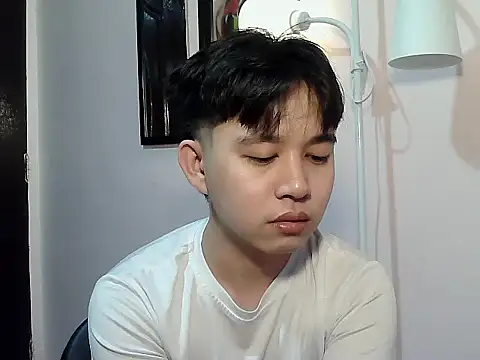 Snapshot of alfonsoasiancutie chatting on December 14, 2025, 10:20 am alfonsoasiancutie online show from December 14, 2025, 10:20 am