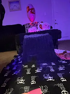 Snapshot of NikkiNoelanii chatting on February 14, 2026, 6:43 am NikkiNoelanii online show from February 14, 2026, 6:43 am