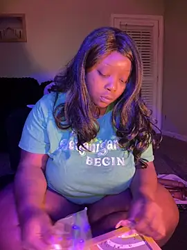 Snapshot of NikkiNoelanii chatting on March 8, 2026, 8:18 am NikkiNoelanii online show from March 8, 2026, 8:18 am