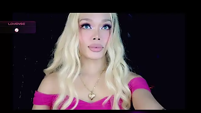 Snapshot of sugar_bbyxx chatting on June 21, 2026, 5:43 am sugar bbyxx online show from June 21, 2026, 5:43 am