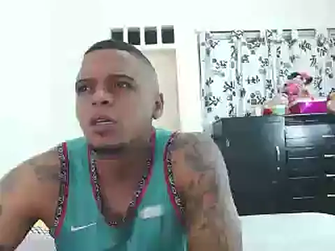 Snapshot of hot_and_naughty_latin chatting on January 4, 2025, 1:31 am hot and naughty latin online show from January 4, 2025, 1:31 am